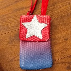 Crossbody sunglasses bag